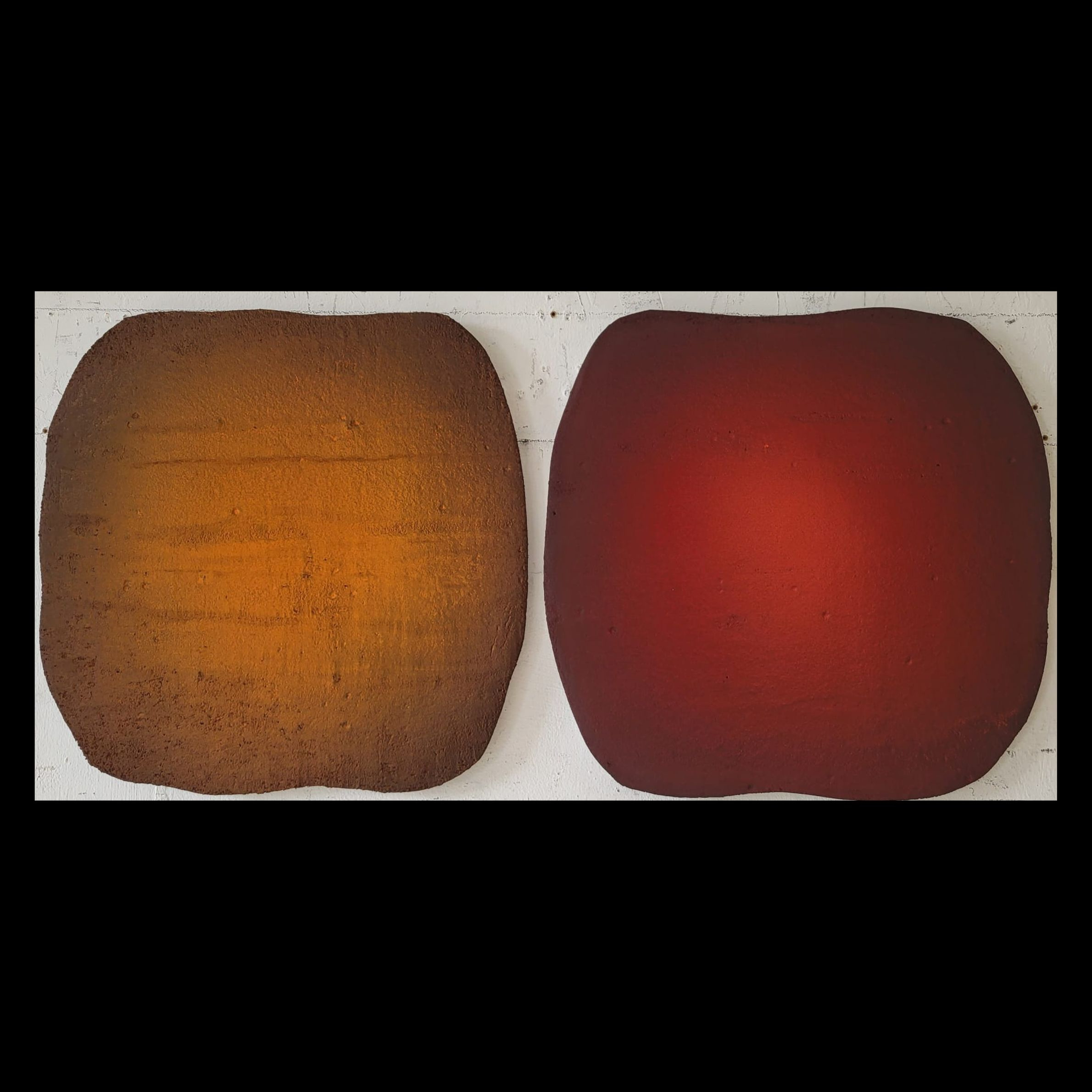 Eclosion ocre et rouge