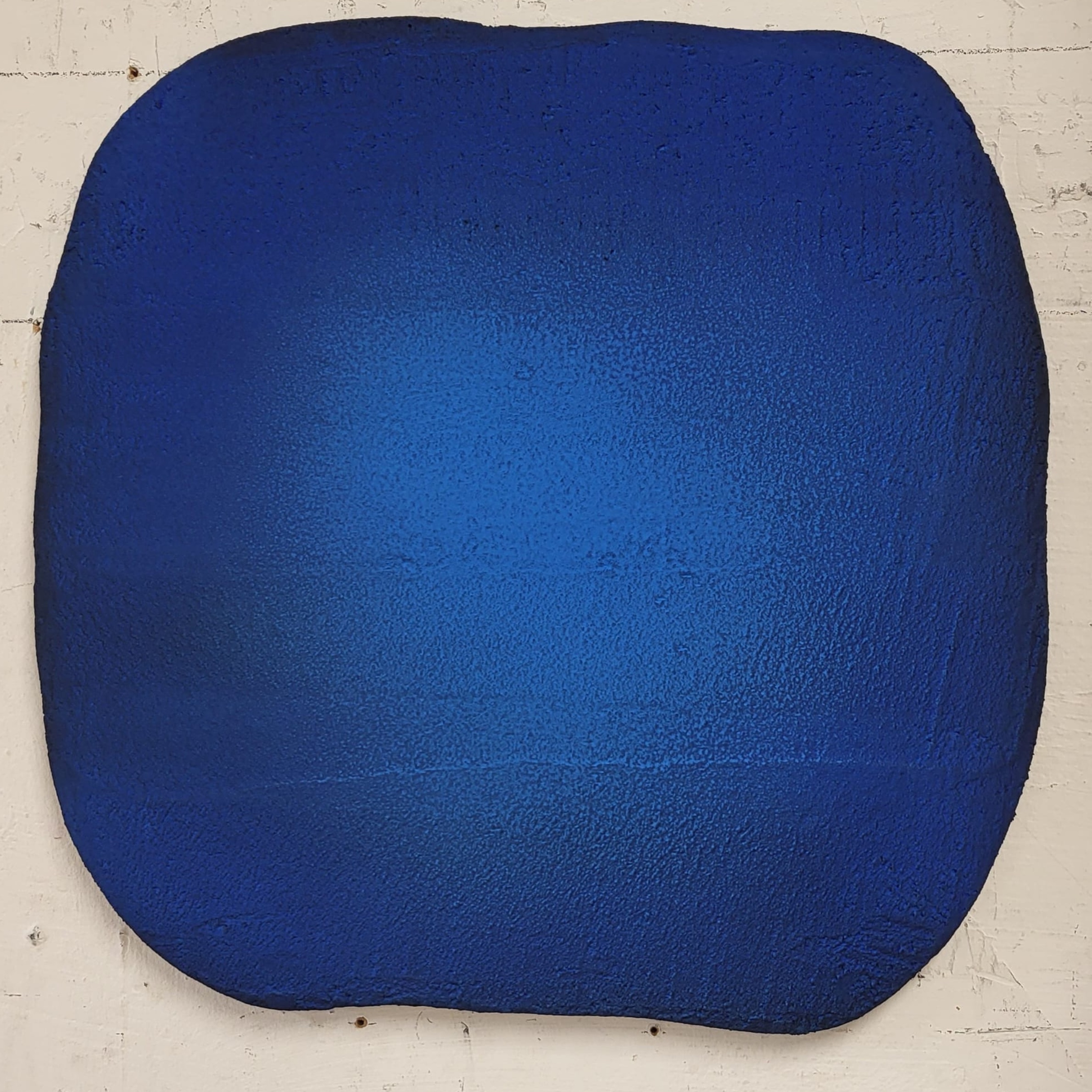 blue organic form 37 x 37 cm