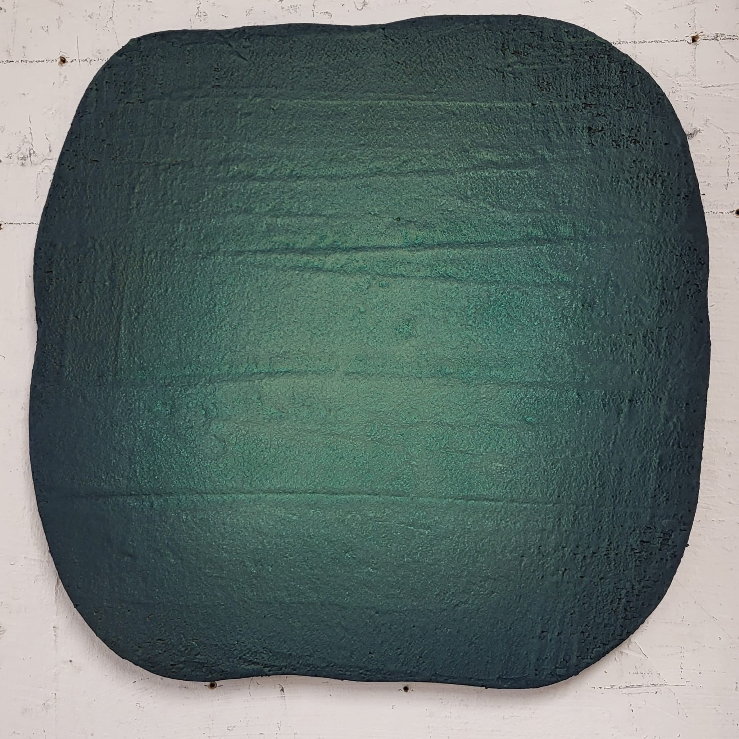 Green organic form 37 x 37cm