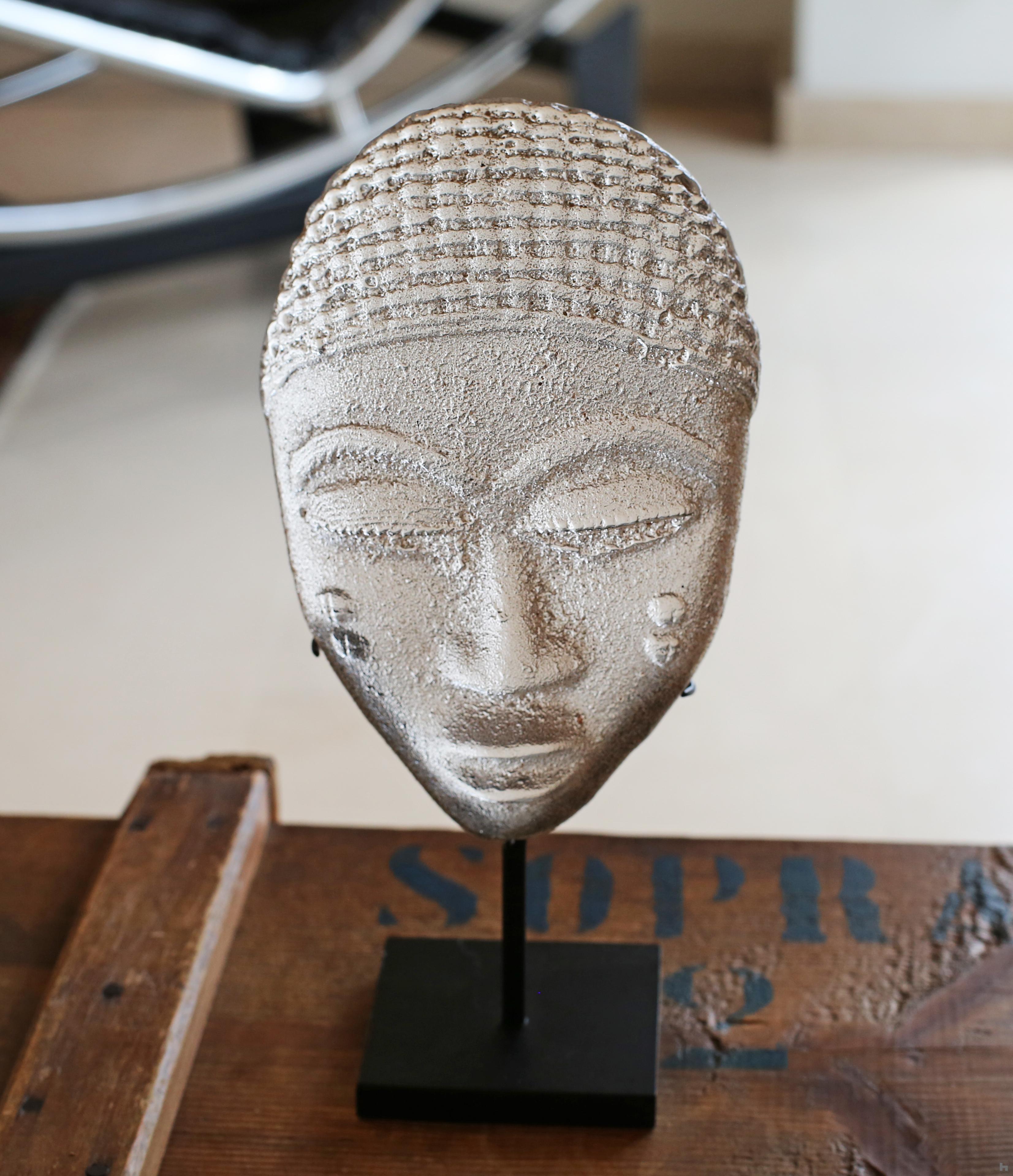 Bini Edo mask in cast glass