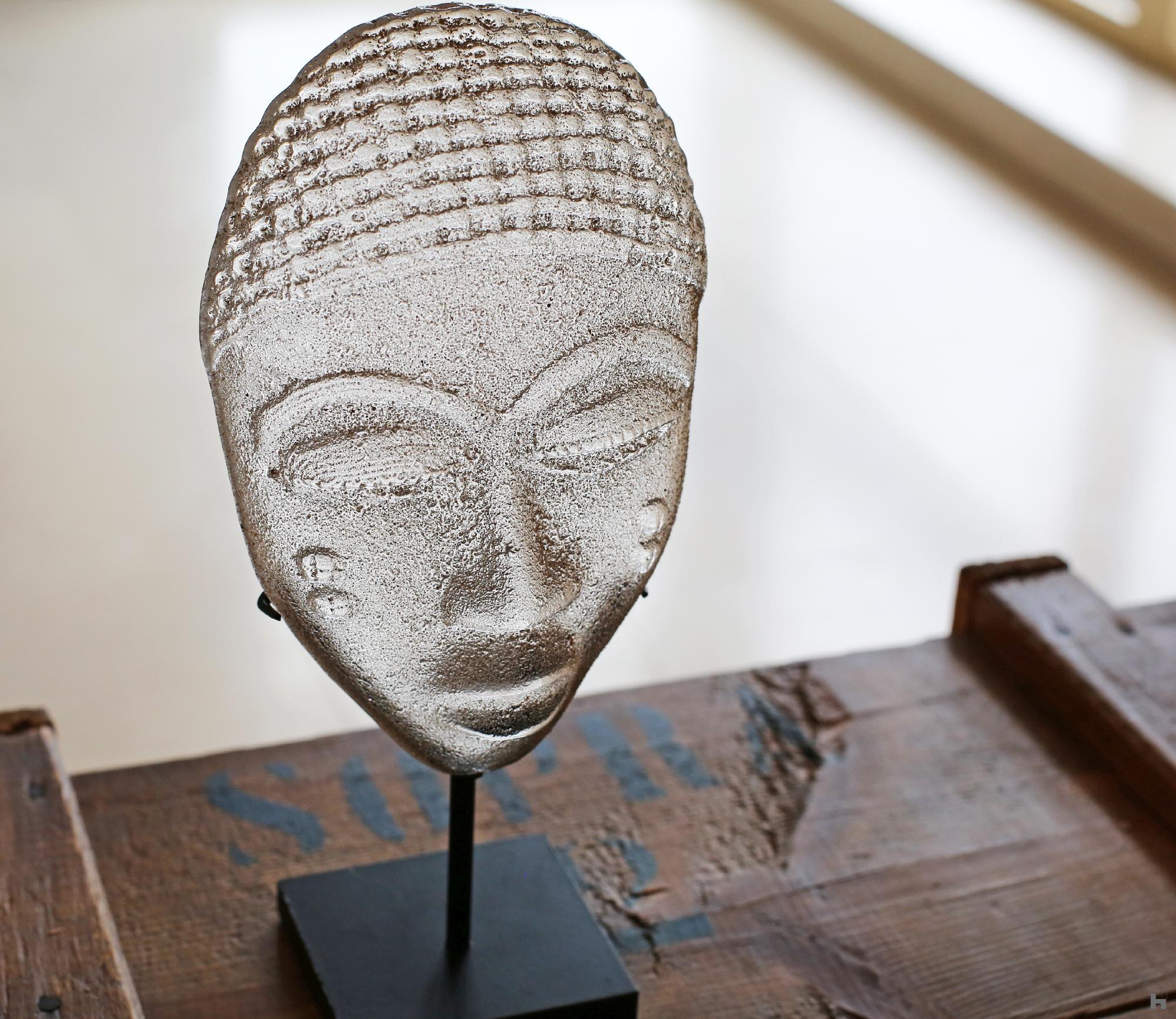 ROOTS, Bini Edo mask (Benin)