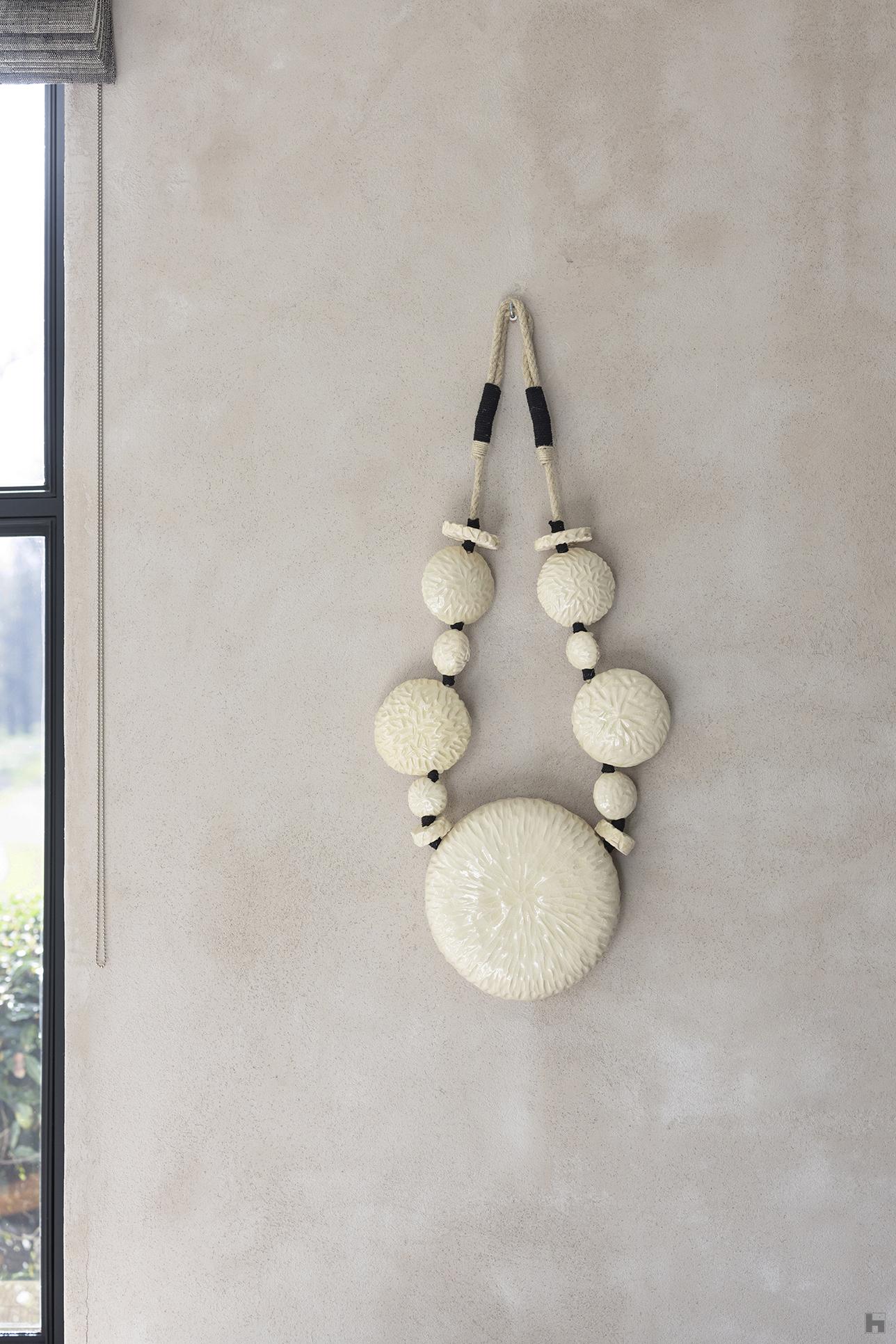 bijou de mur en ceramique 