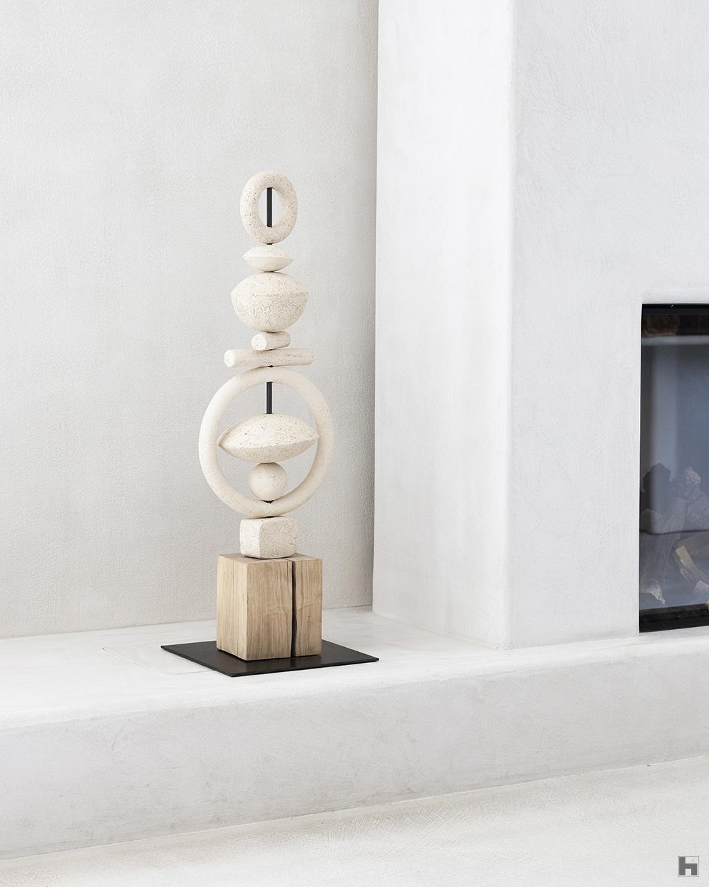 totem in ceramic