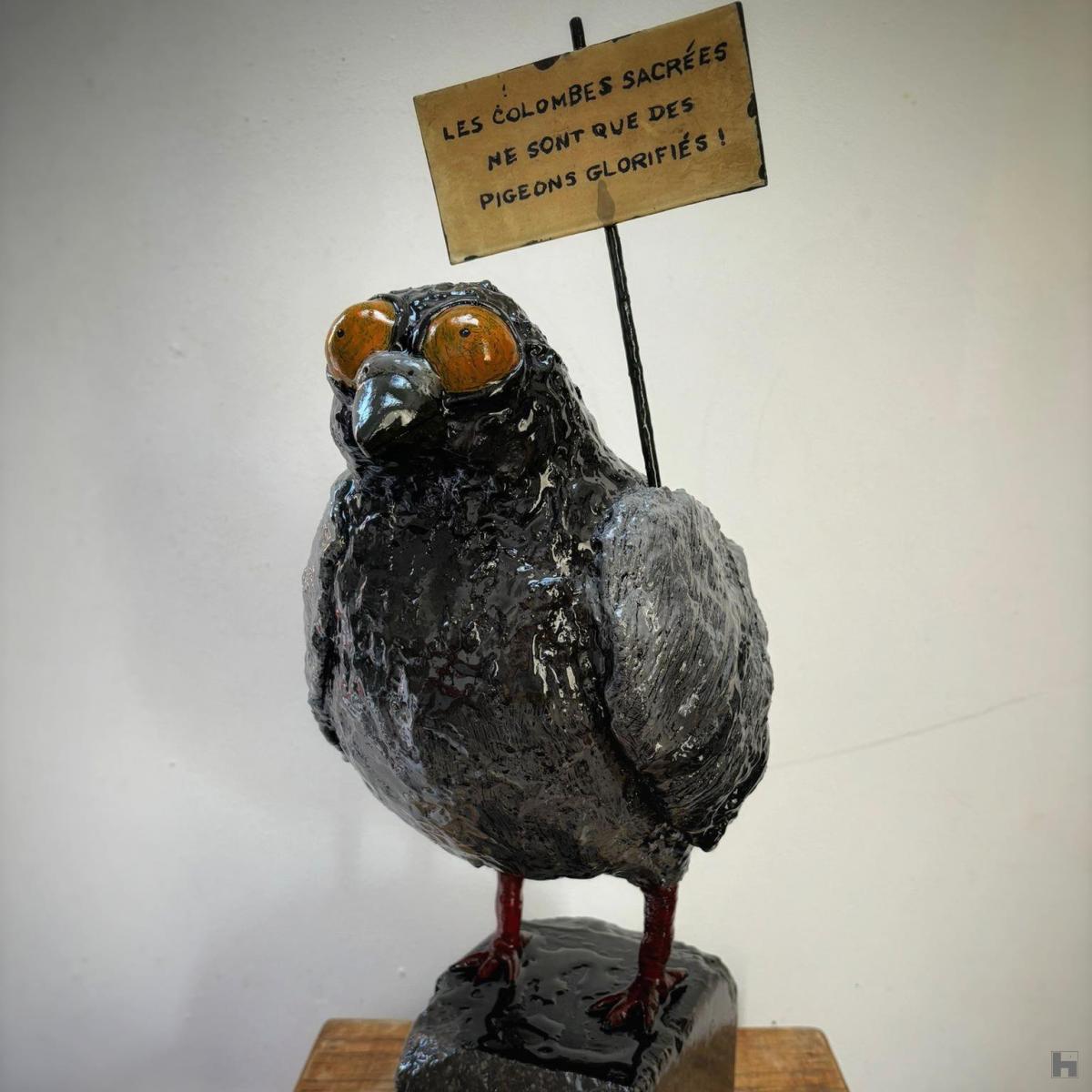 Les colombes sacrées ne sont que des Pigeons glorifiés!