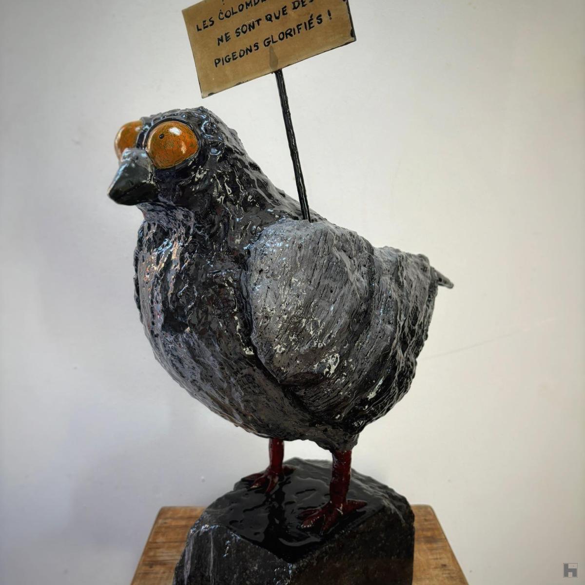 Les colombes sacrées ne sont que des Pigeons glorifiés!