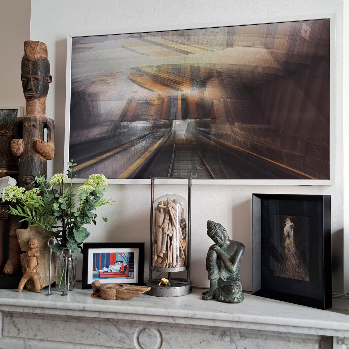 White Frame with one artwork
