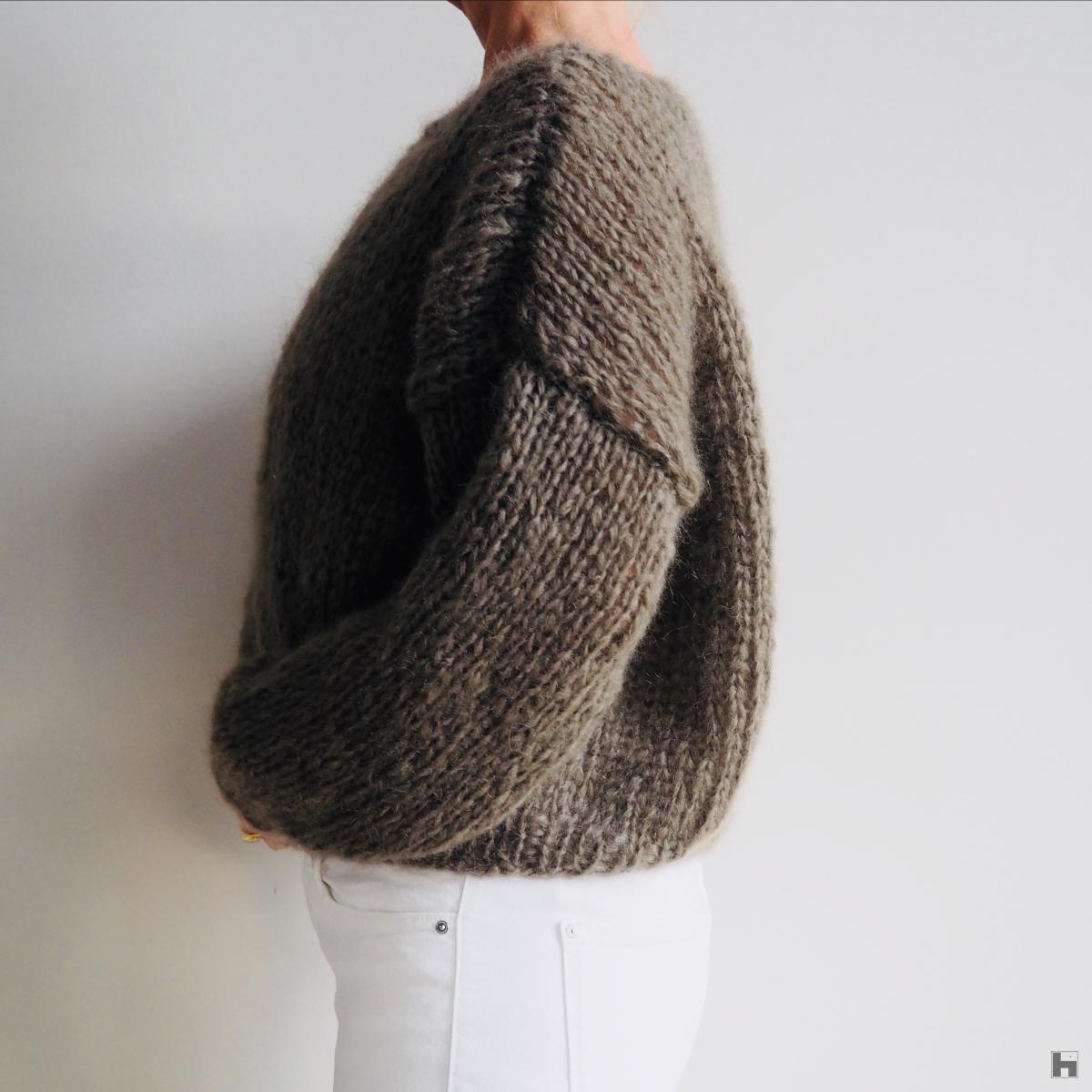 The Clara Sweater Chocolate Brown - Long sleeves