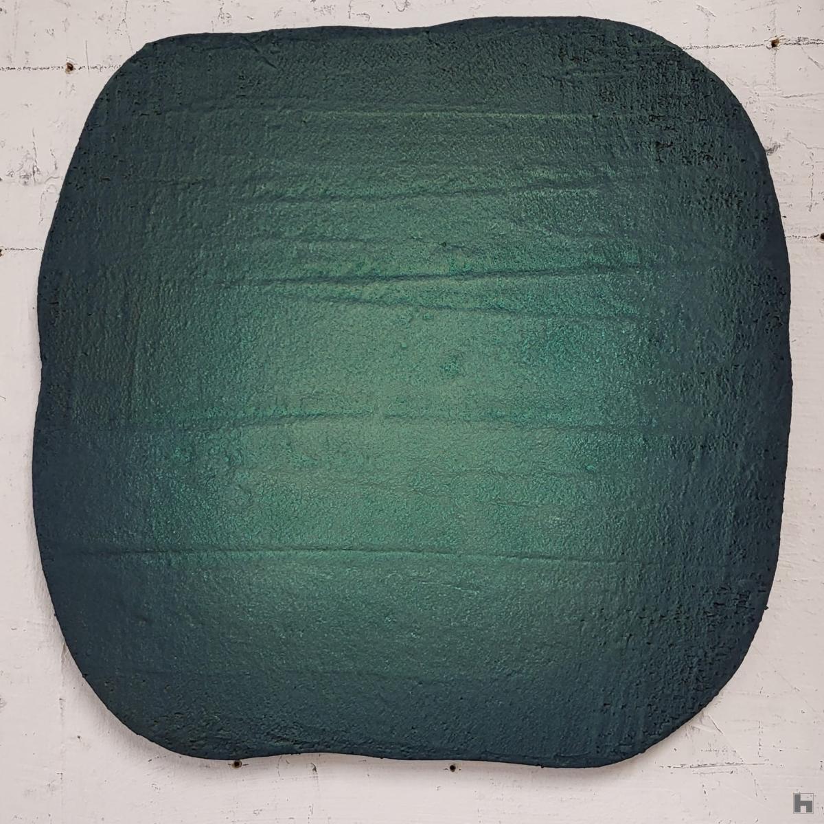 Green organic form 37 x 37cm