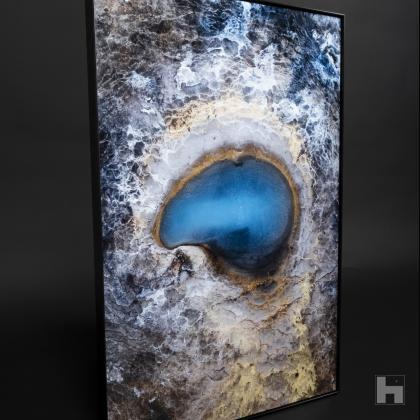 Photo du produit final sur ChromaLuxe avec encadrement aluminium