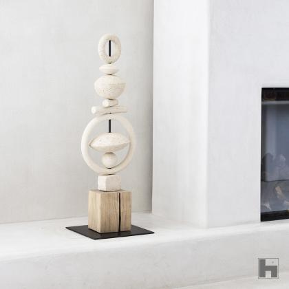 totem in ceramic