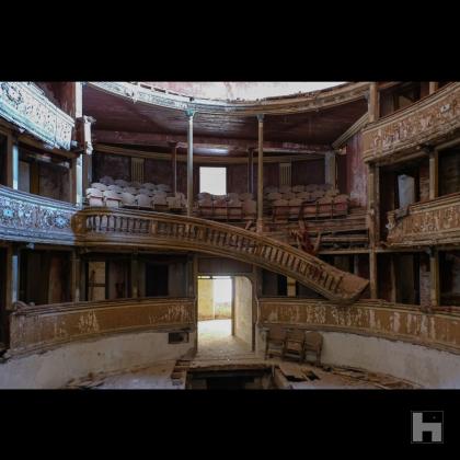 theatre abandonné urbex